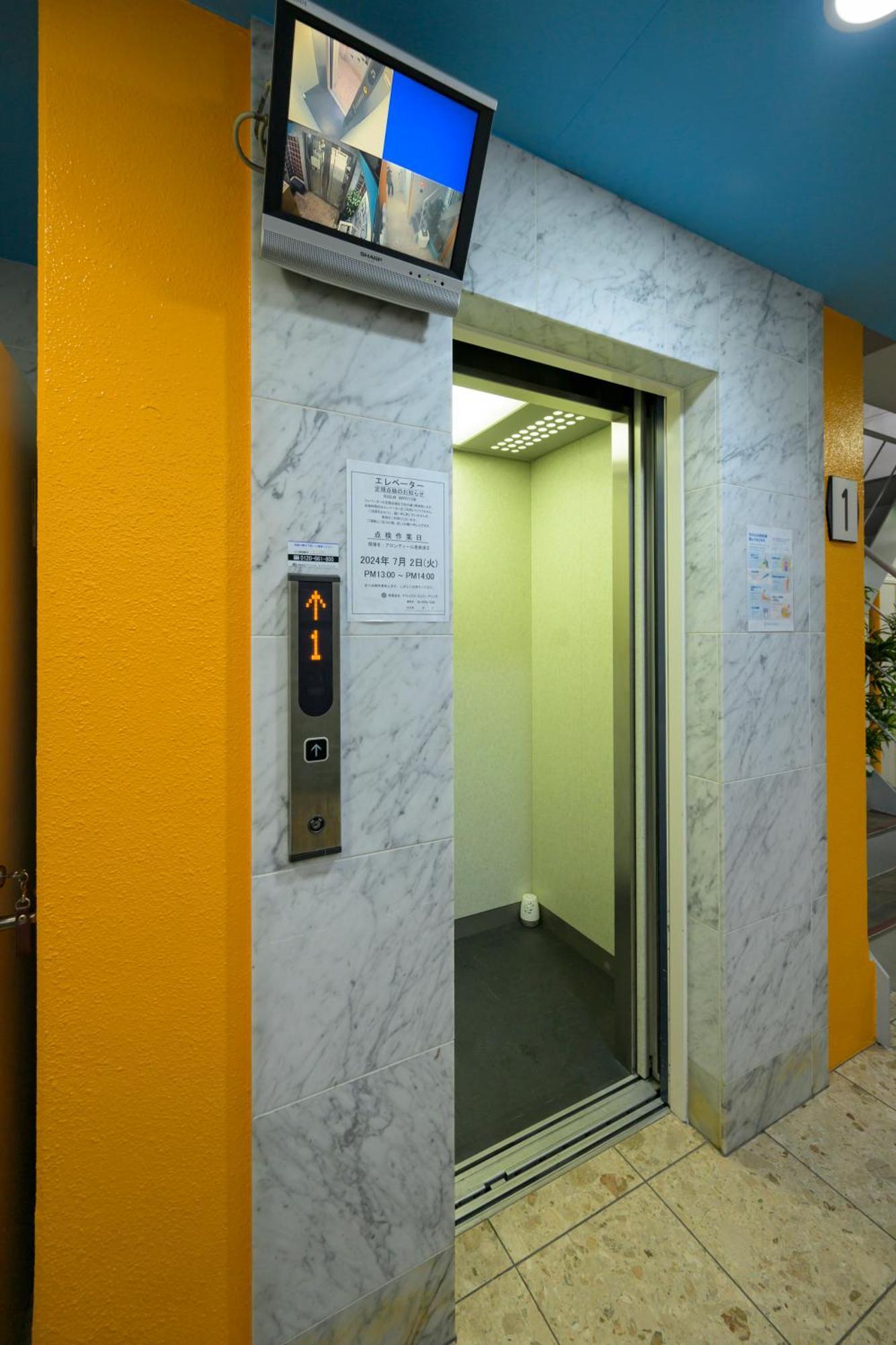 אוסקה Hotel Aaron通天東 מראה חיצוני תמונה