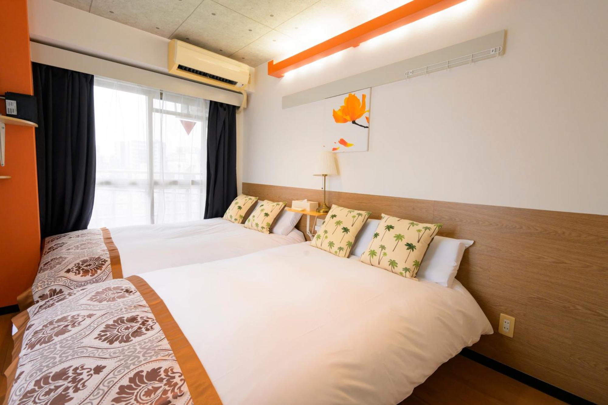 אוסקה Hotel Aaron通天東 מראה חיצוני תמונה
