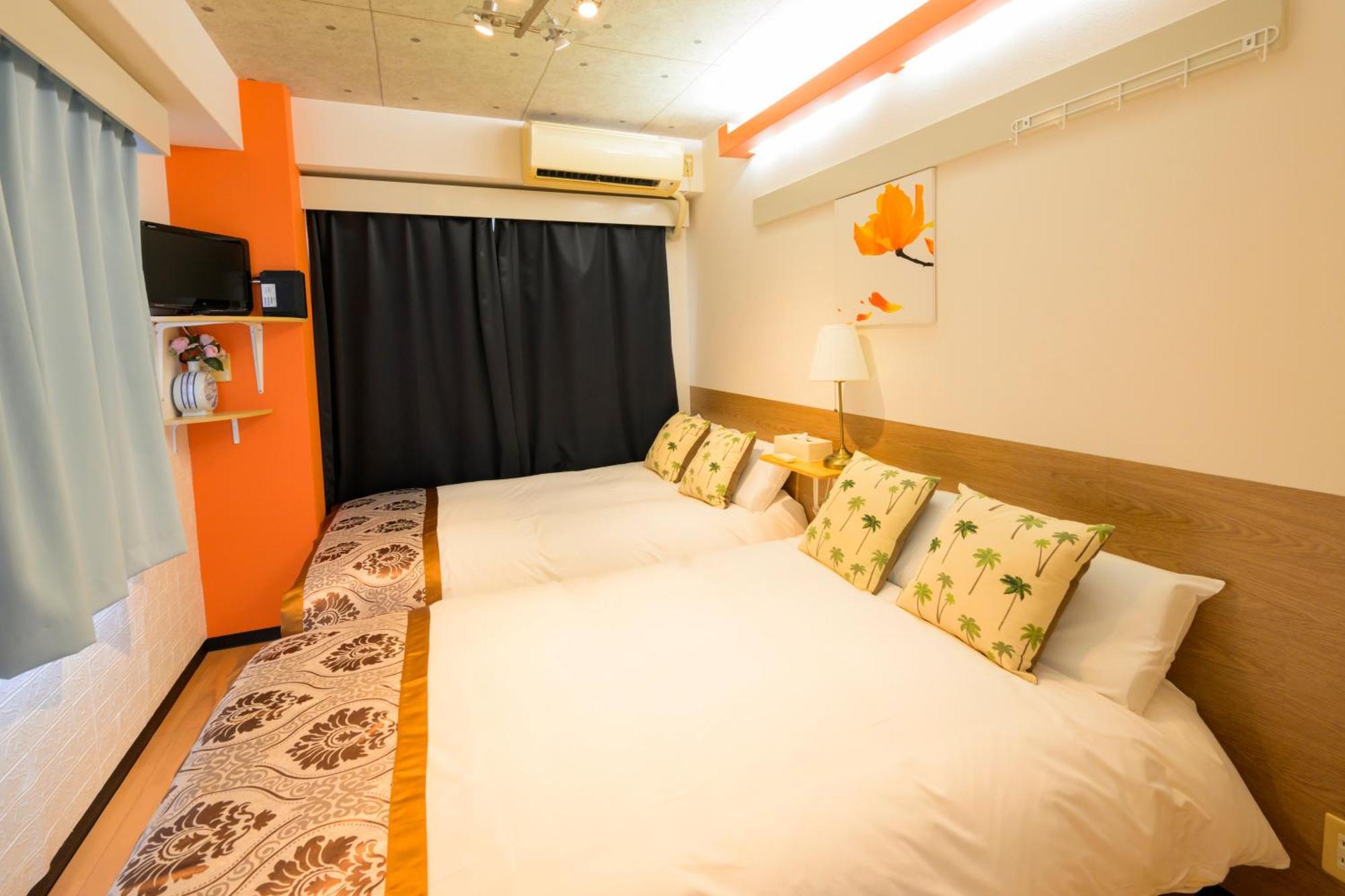 אוסקה Hotel Aaron通天東 מראה חיצוני תמונה