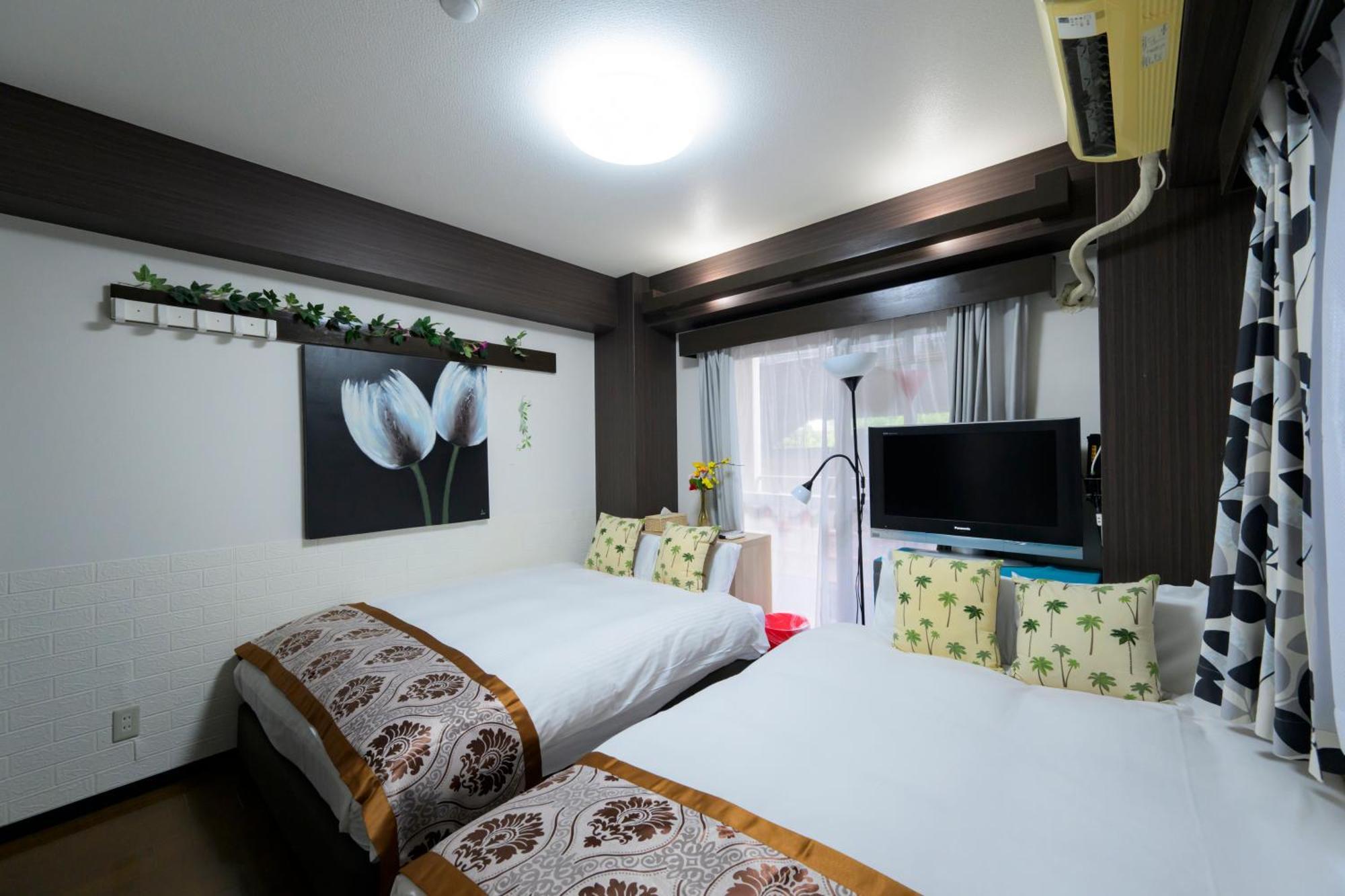 אוסקה Hotel Aaron通天東 מראה חיצוני תמונה
